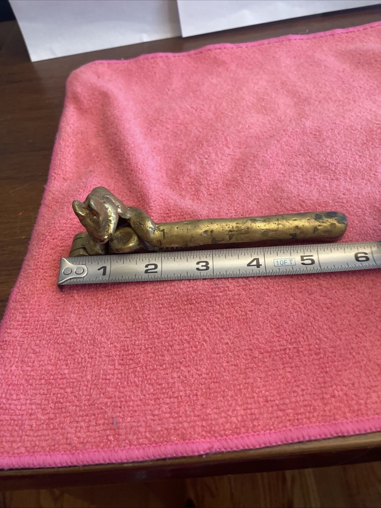 Vintage SQUIRREL Golden SOLID BRASS Cast Iron Nut Cracker
