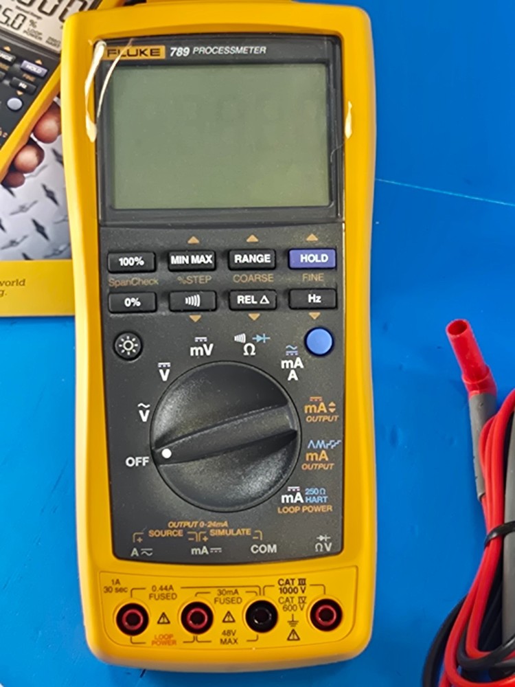 Fluke 789 Processmeter NEW