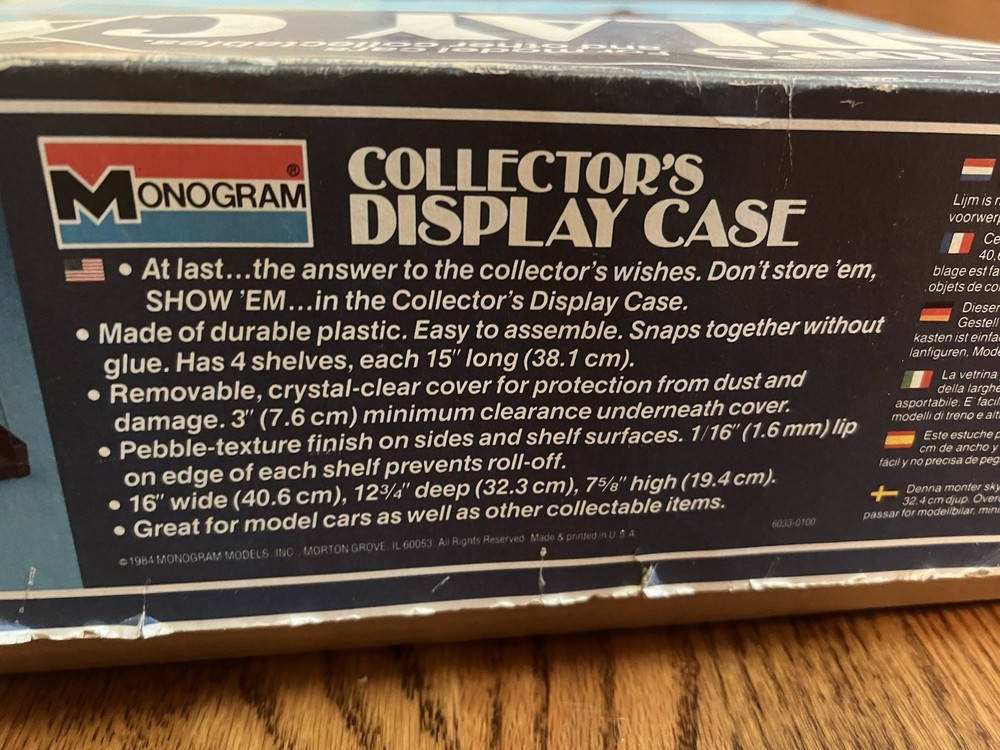 NOS Vintage Monogram Model Car Collector's Display Case Showcase