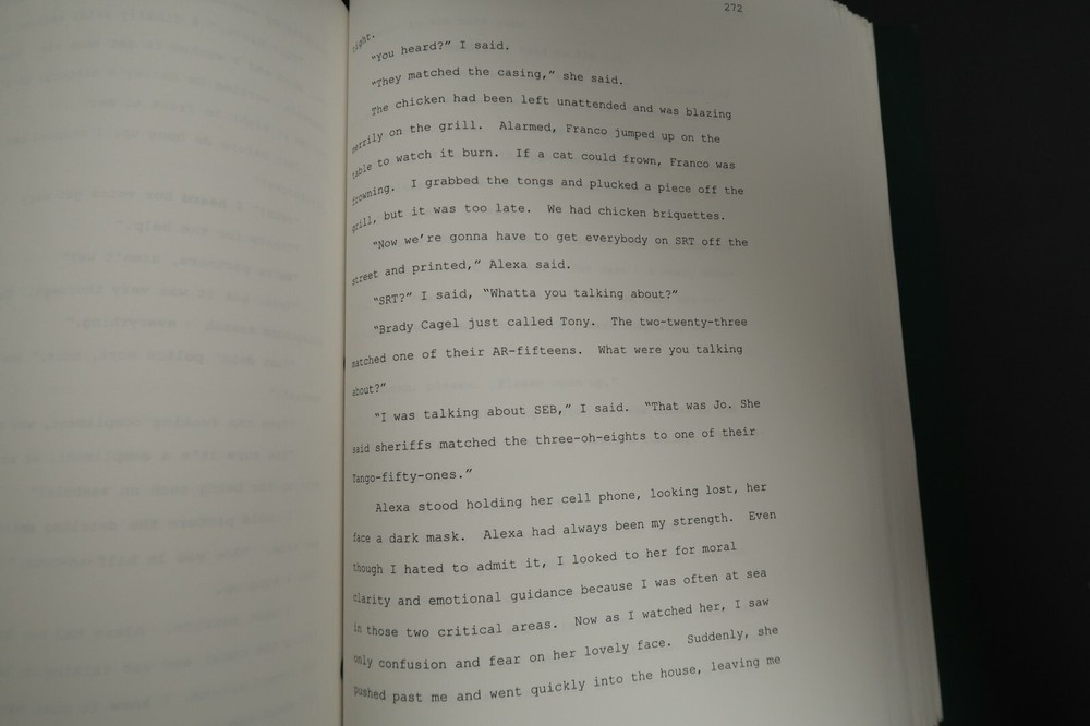 Vertical Coffin Original Book Script Stephen J. Cannell Studios Collection 2003