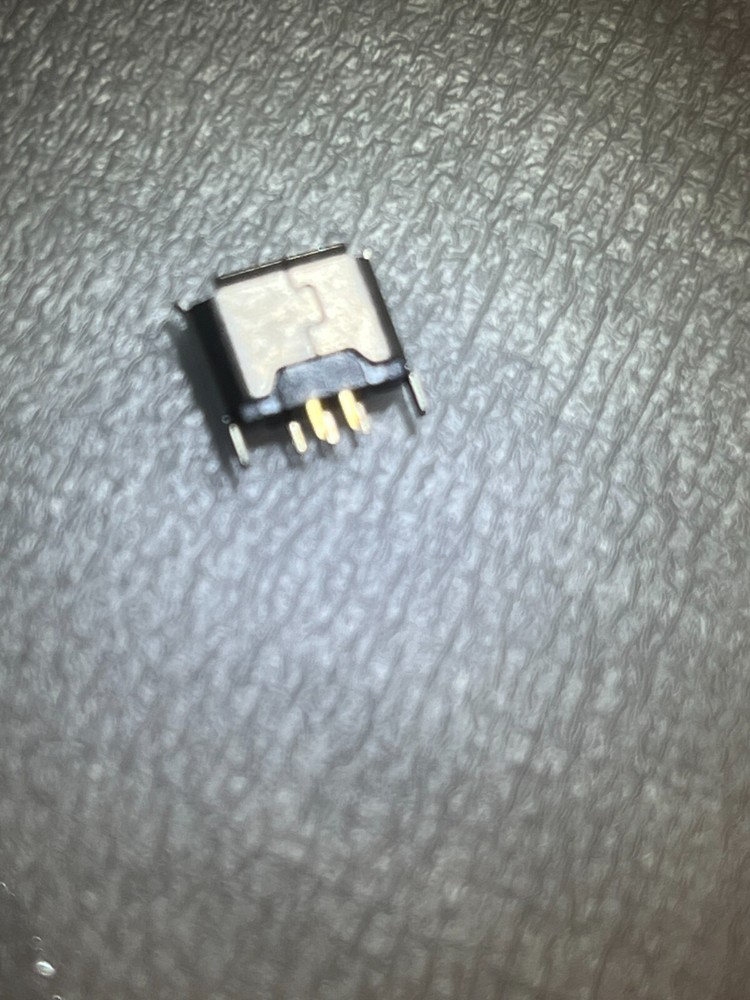 RaceMe Ultra Charging problems , Charge Port