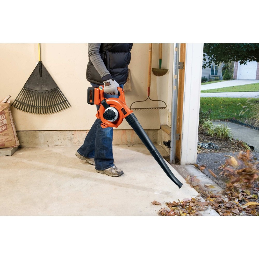 BLACK DECKER 40V Max Lithium Sweeper Vacuum LSWV36B