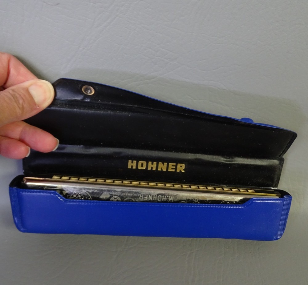 Hohner Echo Tremolo 2509/48C Harmonica w/ Case