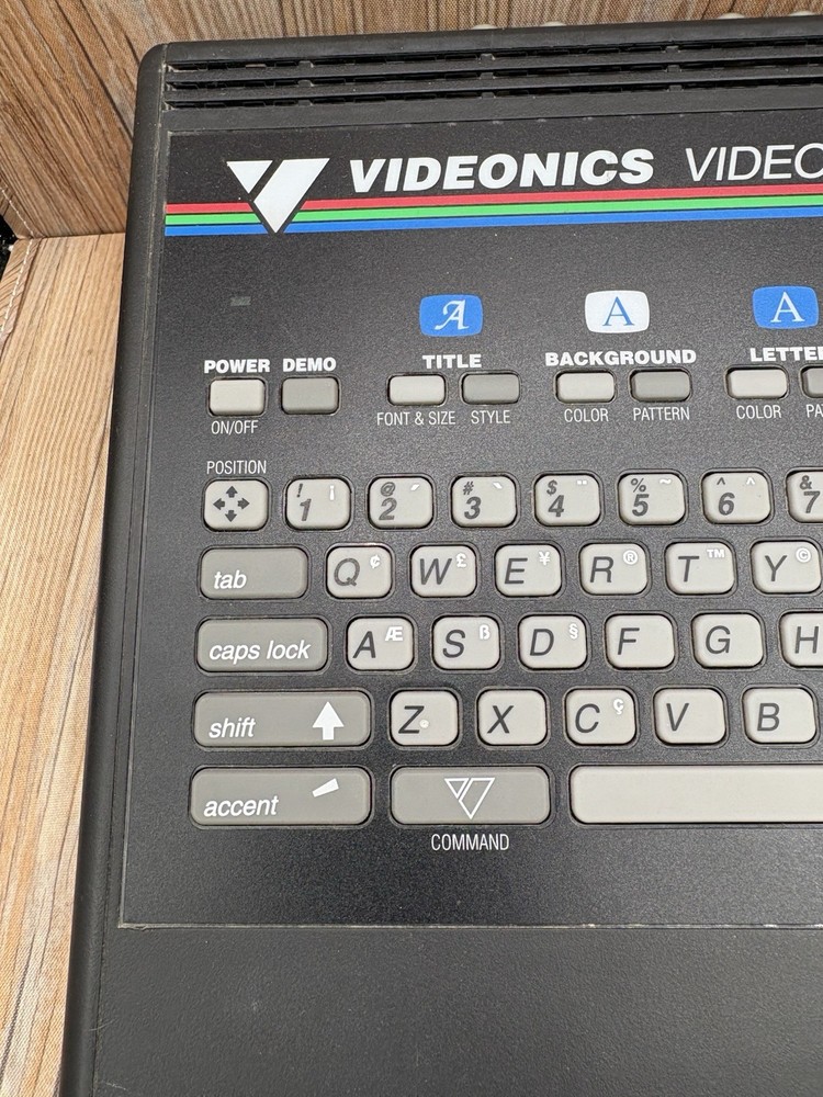 Videonics Video Titlemaker 2000 TM NTSC NO AC ADAPTER UNTESTED