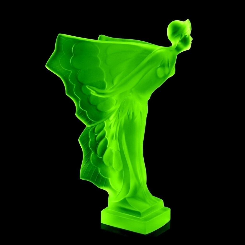 1930' H.Hoffmann Hood Ornament ' Flying Lady ' Green Uranium Glass Sculpture