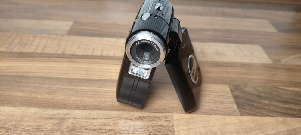 Aiptek DZO-V5OS 5.0MP Compact Digital Video Camera Camcoroder Black Tested