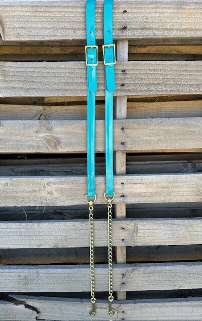 Auscoat PVC Flat Stall Ties (Pr) Buckle (solid brass) & Chain (brass plated)