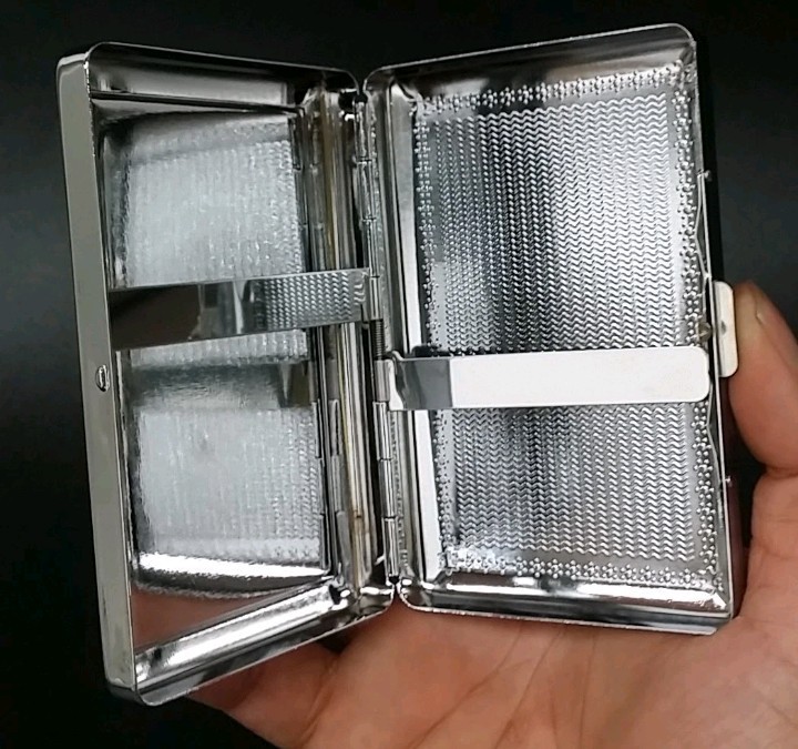 Metal Cigarette Case Spring Loaded Hinged Spine Motorcycle Design for King Size