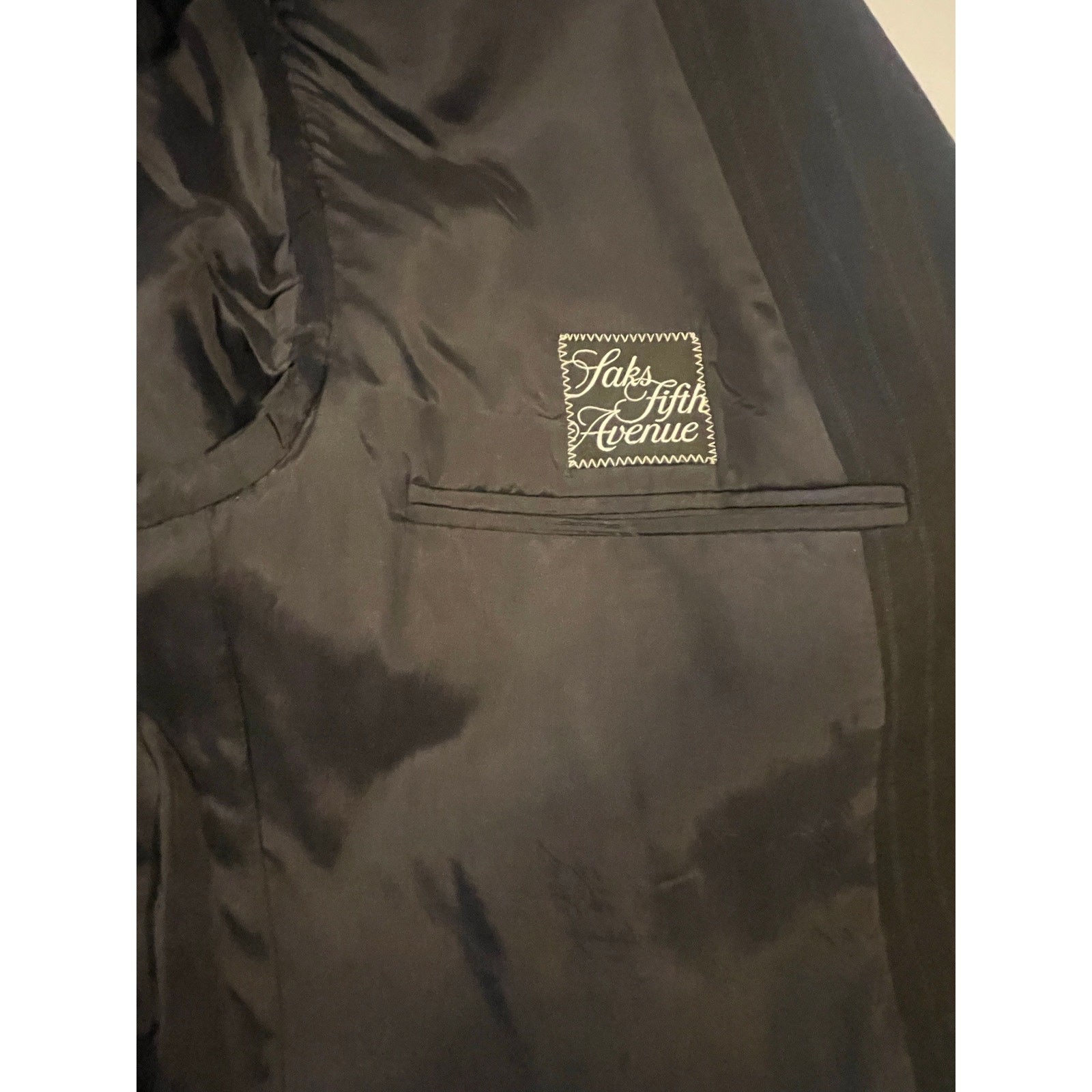 EUC: Armani Collezioni Men's Wool Suit Size 42 R