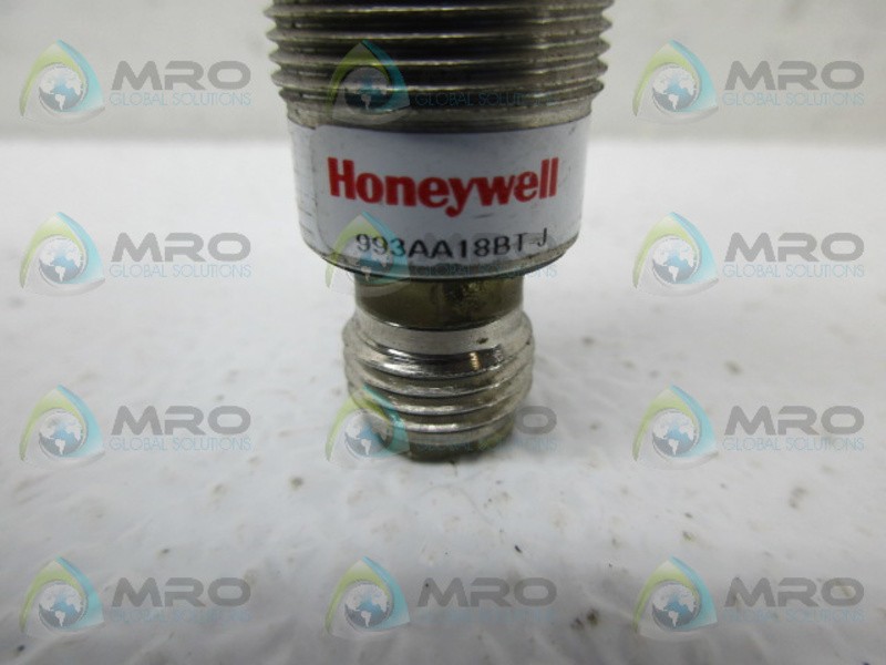 MICRO SWITCH 993AA18BT-J PROXIMITY SENSOR NSNP