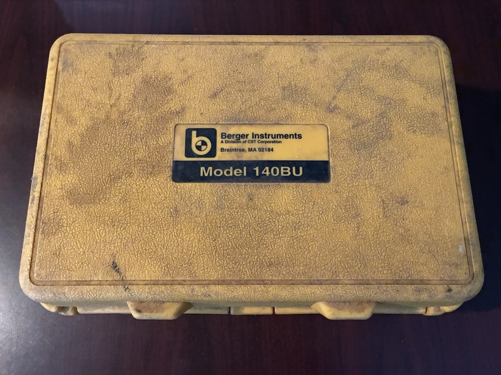 Berger instruments Model 140BU Transit Level W/ Manual Missing 1 Latch On Case