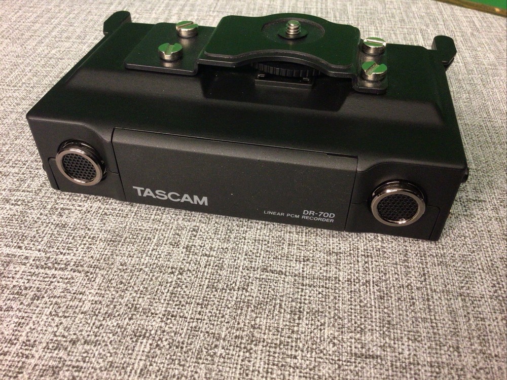 Tascam DR-70D Recorder