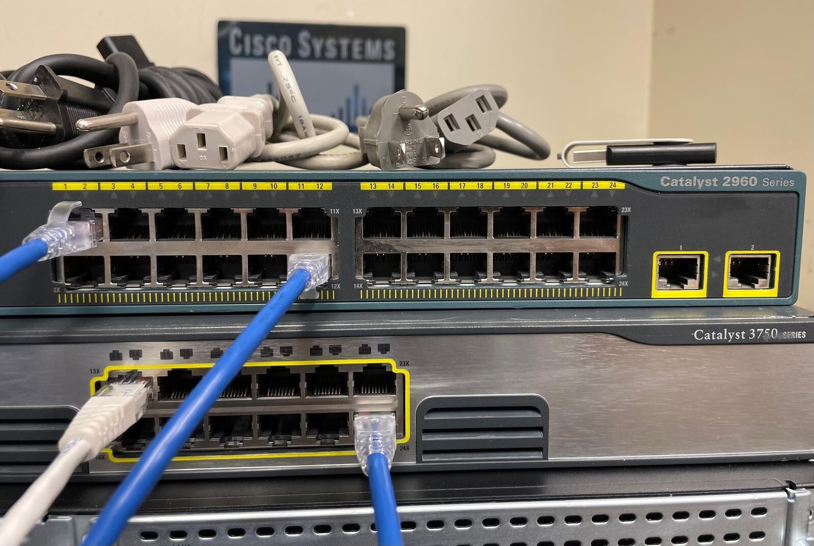 Ultimate Cisco CCENT CCNA & CCNP LAB KIT ISR4331 Cisco IOS-XE,3750g,2960 Switch