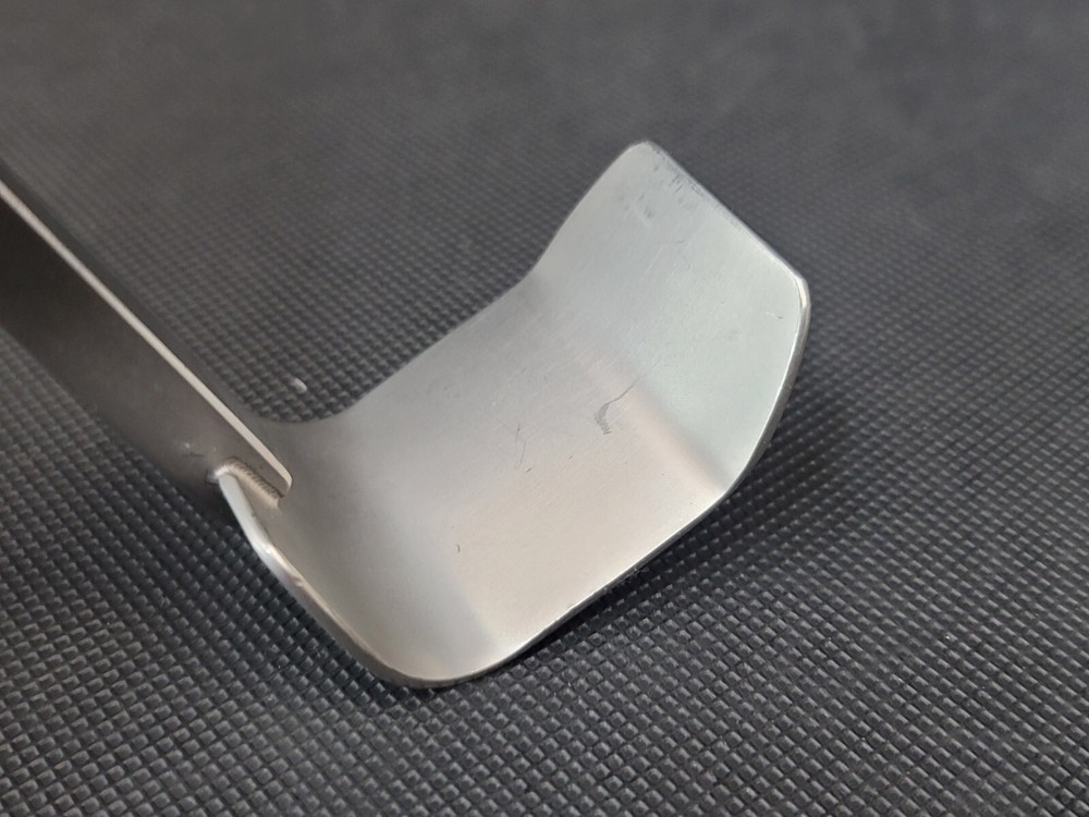 V. Mueller SU2951-80 Retractor Blade