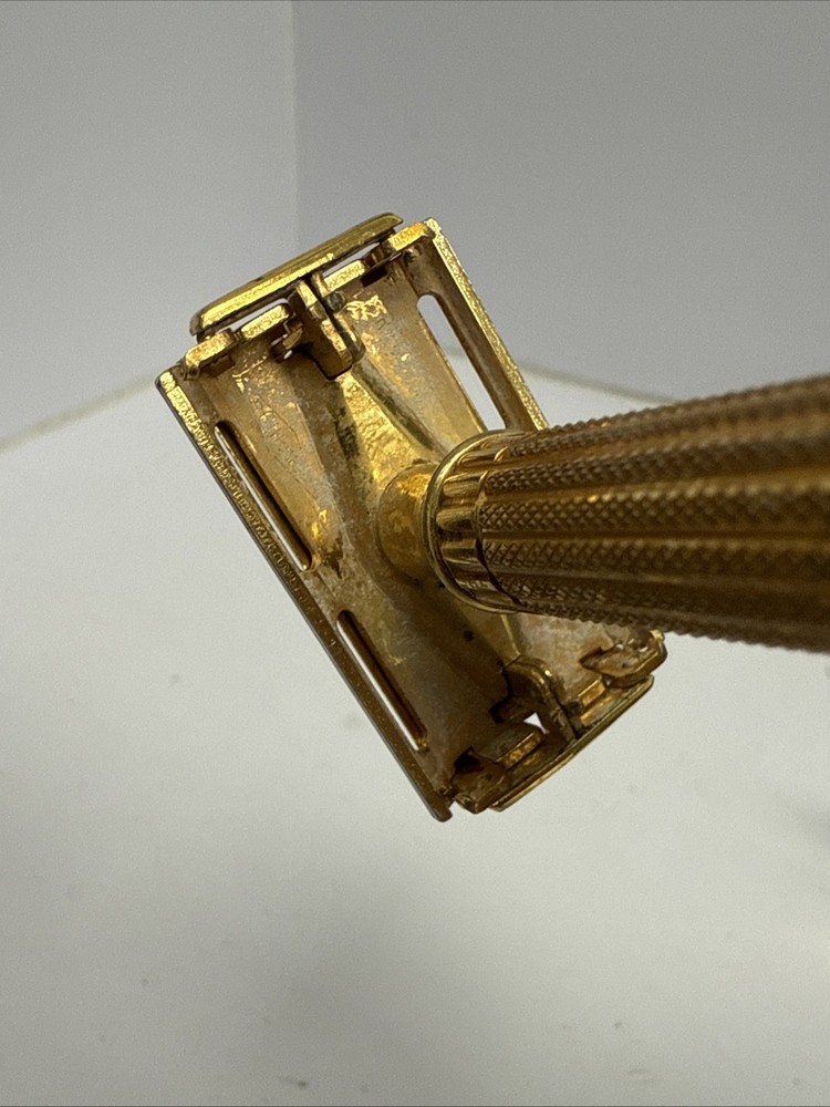 Vintage Gillette Gold Aristocrat Razor with Case