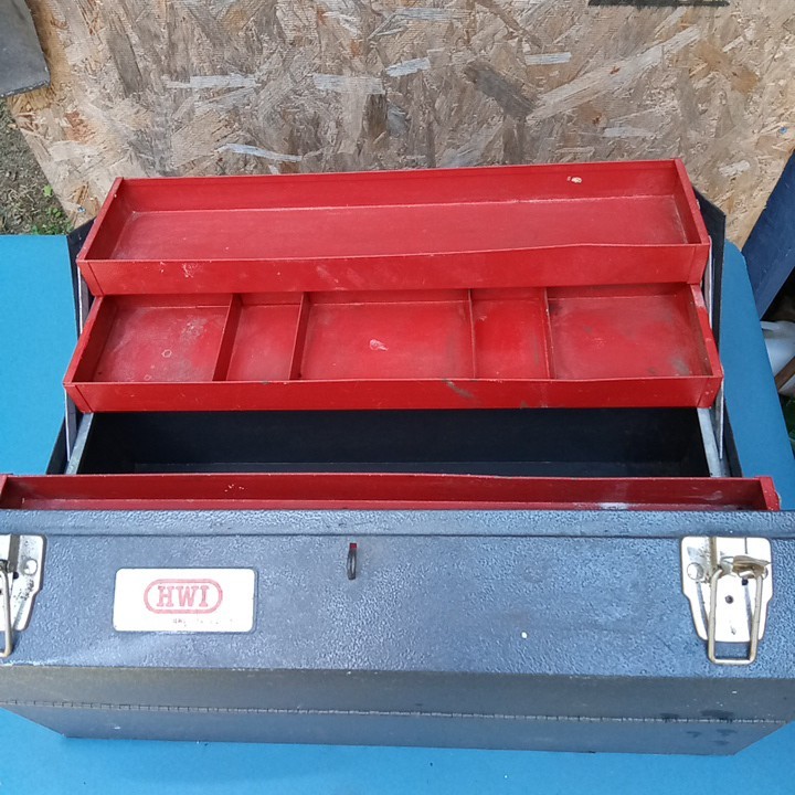 20" Cantilever Four Tray Tool Box