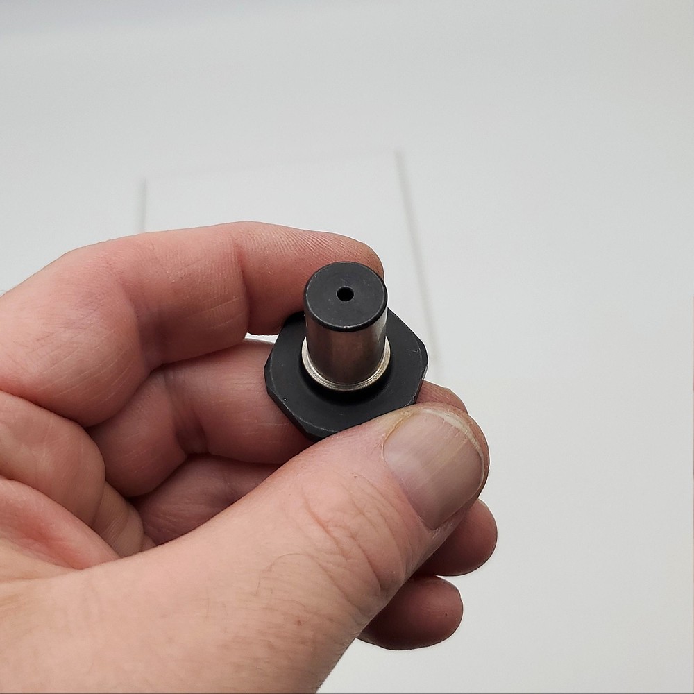 3M B0018 Spindle 5/16" D 24 INT Thread Random Orbital Sander Replacement Part