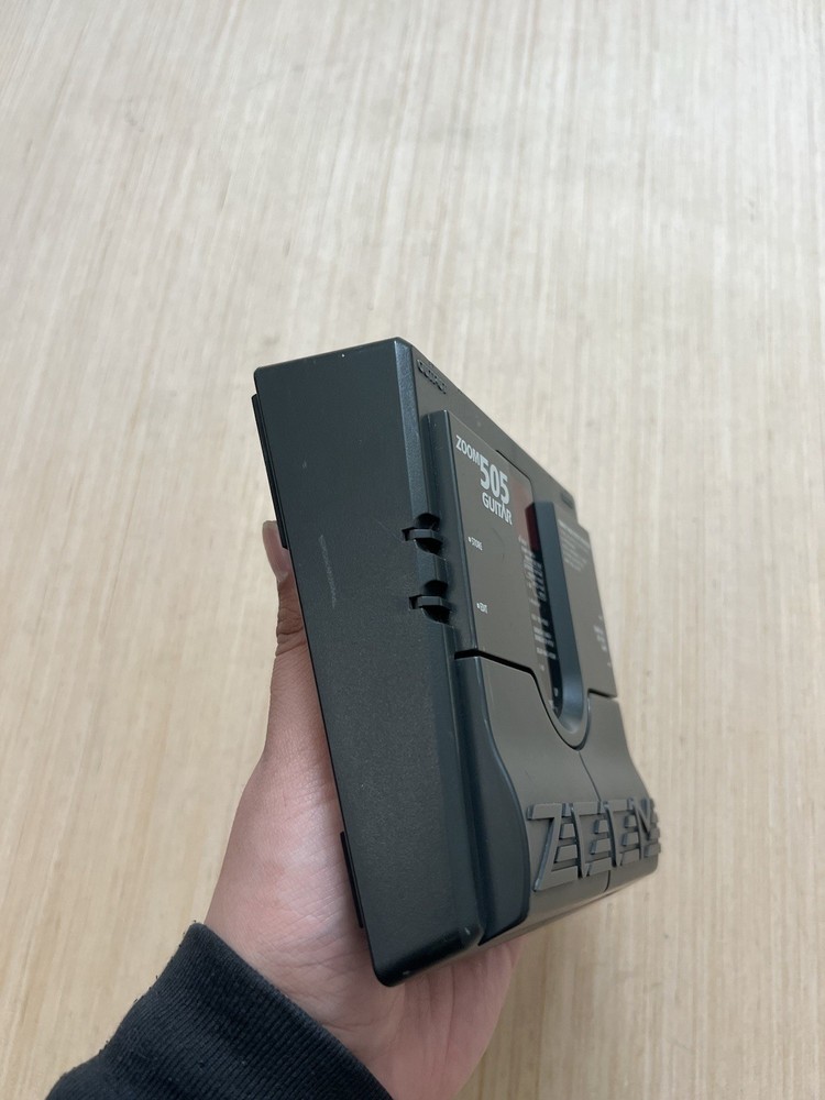 Zoom 505 Guitar Compact Multi Effects Processor Guitar Pedal Untested Read