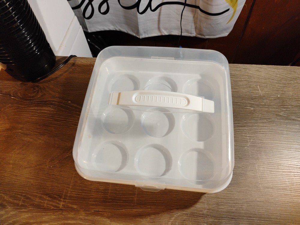 Cupcake Plastic Holder