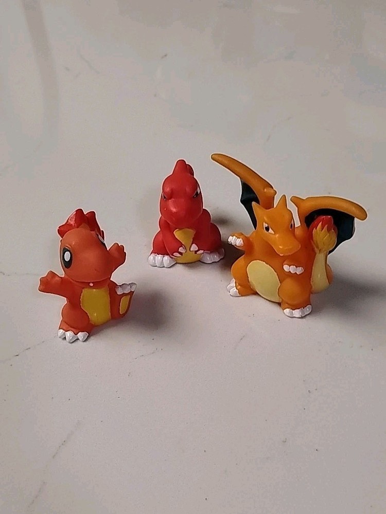 Pokemon Finger Puppets- Charizard