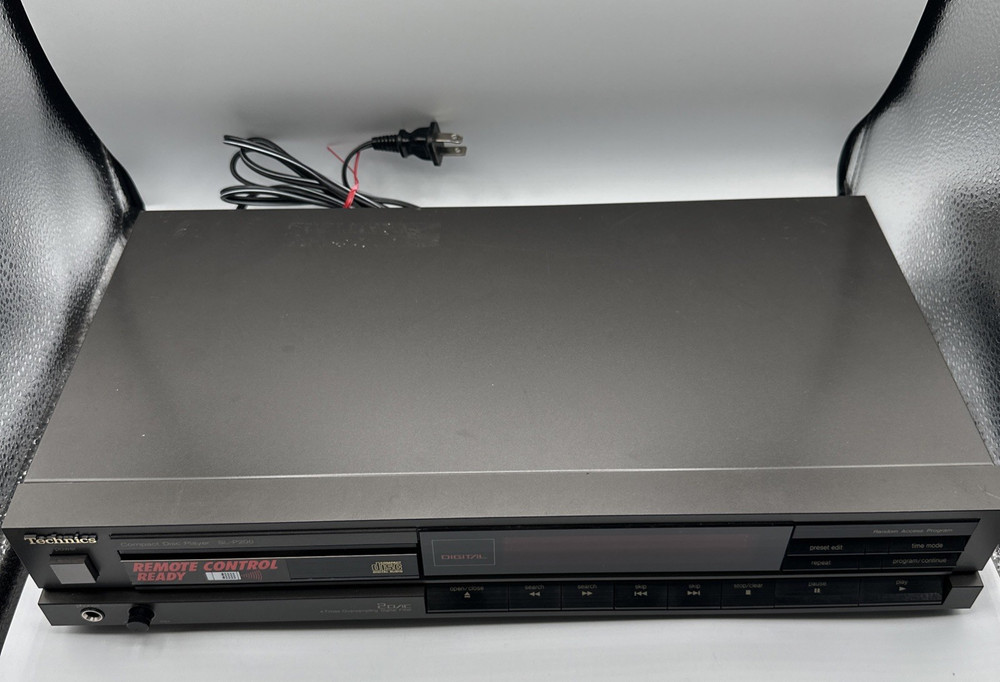 Technics SL-P200 Compact Disc Player Tested Working No Remote
