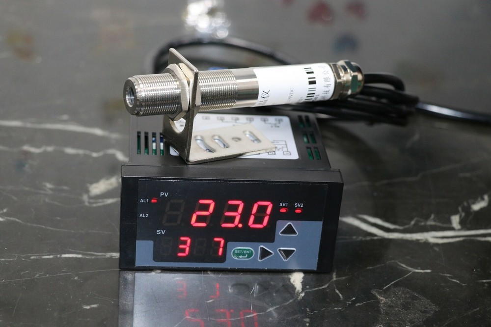 Thermometer Sensor Industrial Online Non-contact Infrared Temperature Controller