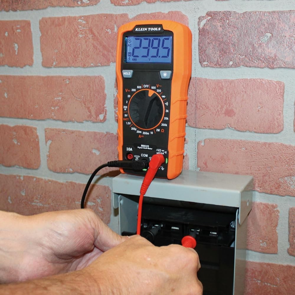 Battery-Powered Digital Multimeter with Backlit Display & Lead Alert Features