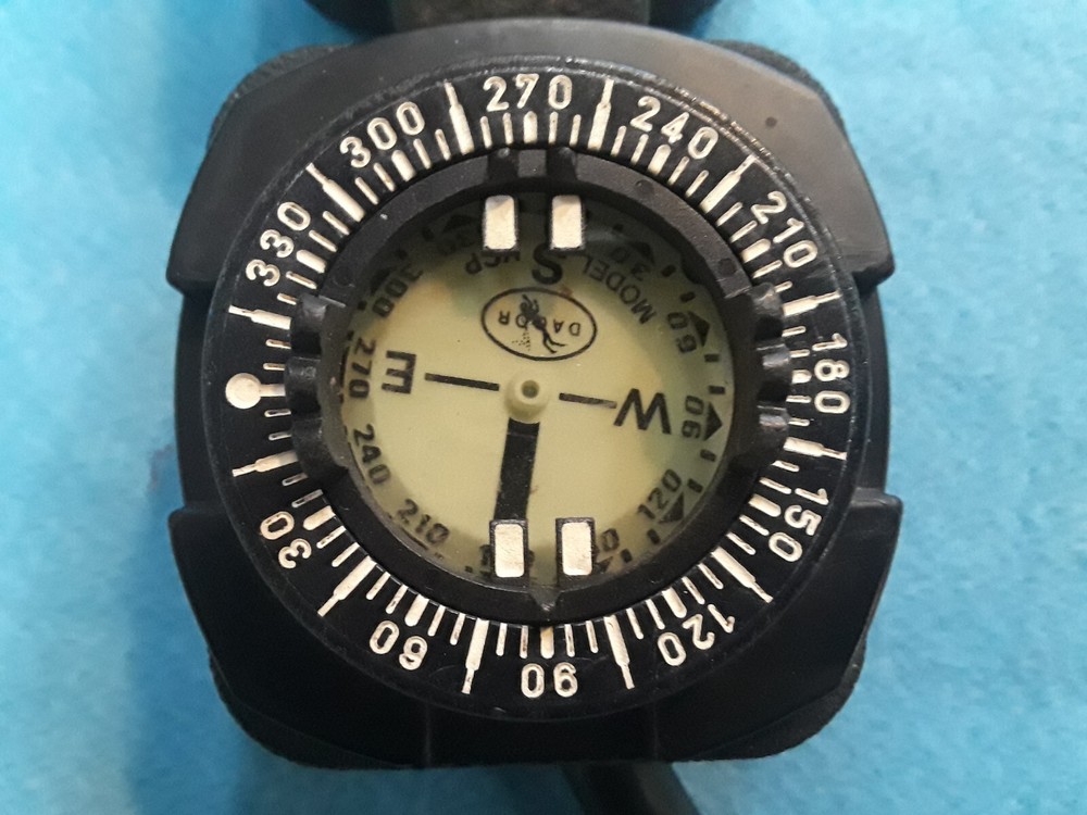 Used Dacor 2-Gauge Console with Compass