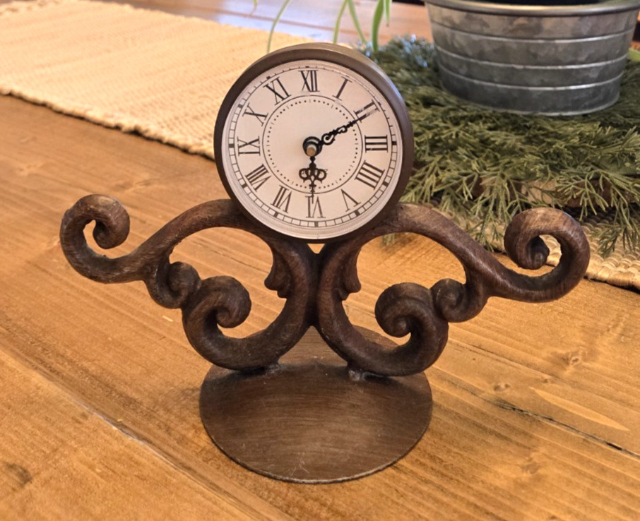 Reida Electronic Quartz Tabletop Mantel Clock Rustic Bronze Metal "AA" Battery