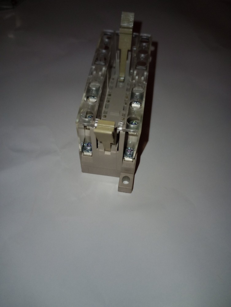 NEW GENUINE OMRON P7SA-14F RELAY SOCKET