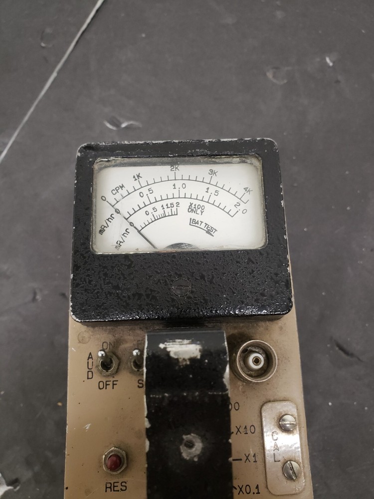 LUDLUM Model 3 Survey Meter * READ *