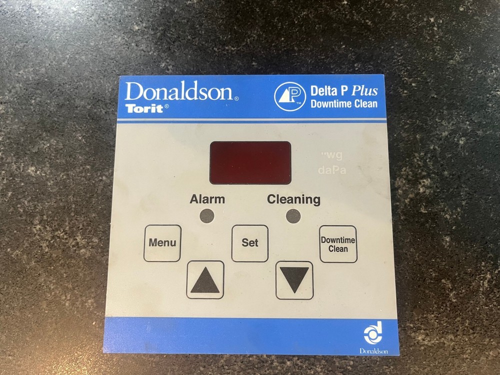 Donaldson Torit, Delta P Plus + Control (Glass Front with Gasket)