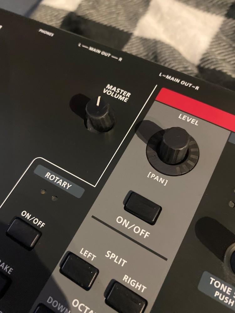 Roland V-STAGE76 76-Note Performance Keyboard (Damaged )