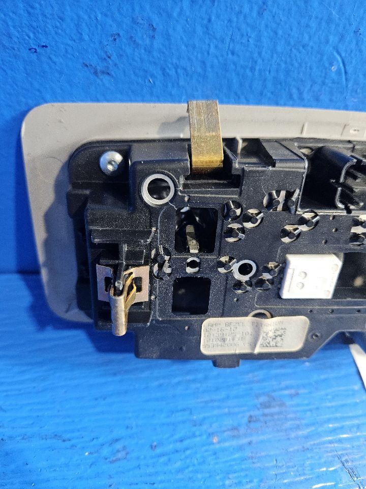 TRAVERSE 2012 REAR INTERIOR LIGHT 6959