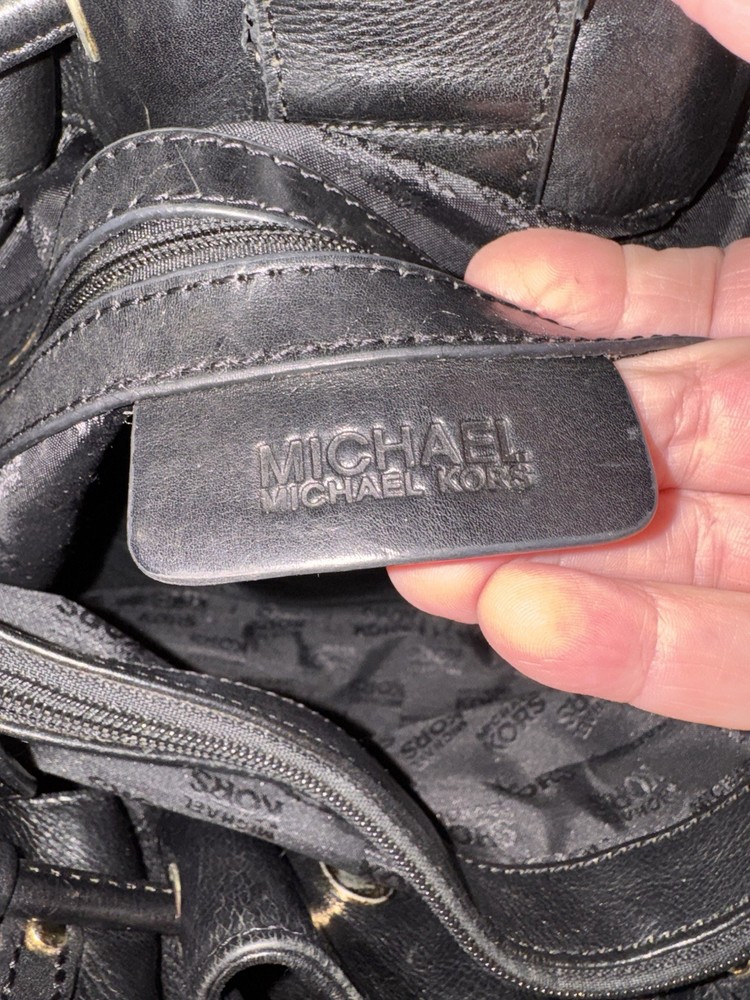 MICHAEL Michael Kors Leather Ludlow Drawstring Shoulder Bag Black