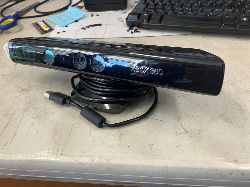 Microsoft Xbox 360 Black Kinect Sensor Bar with Power Supply