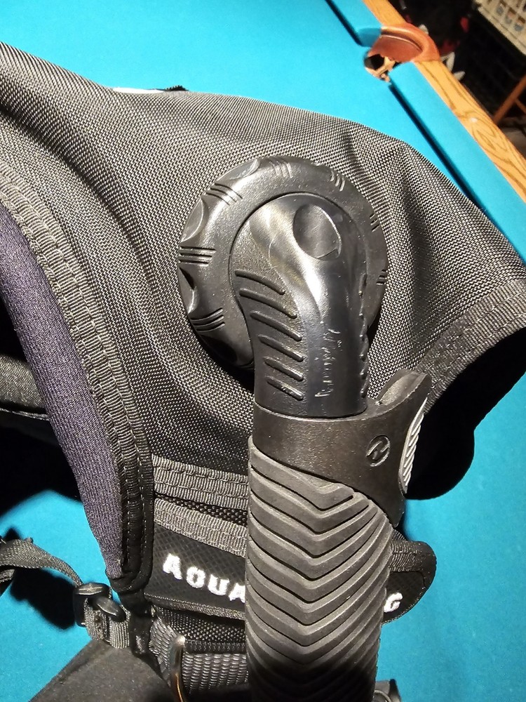 Aqualung Lotus BCD Size ML