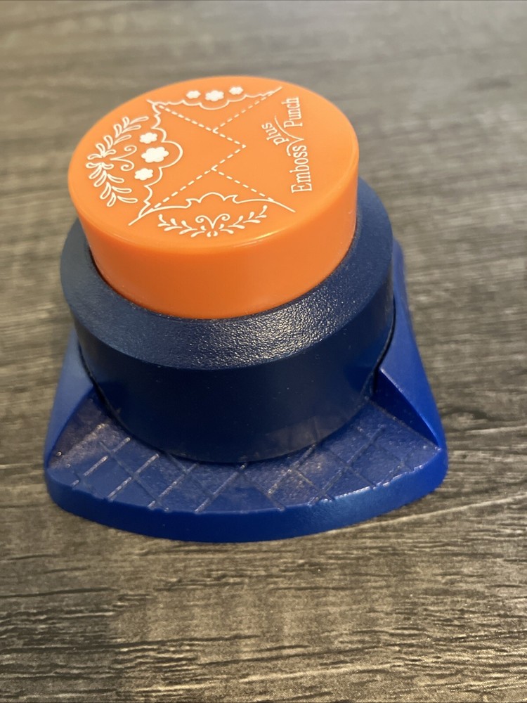 Fiskars Corner Combo Emboss & Punch Laurel - 3 Styles Paper Punch