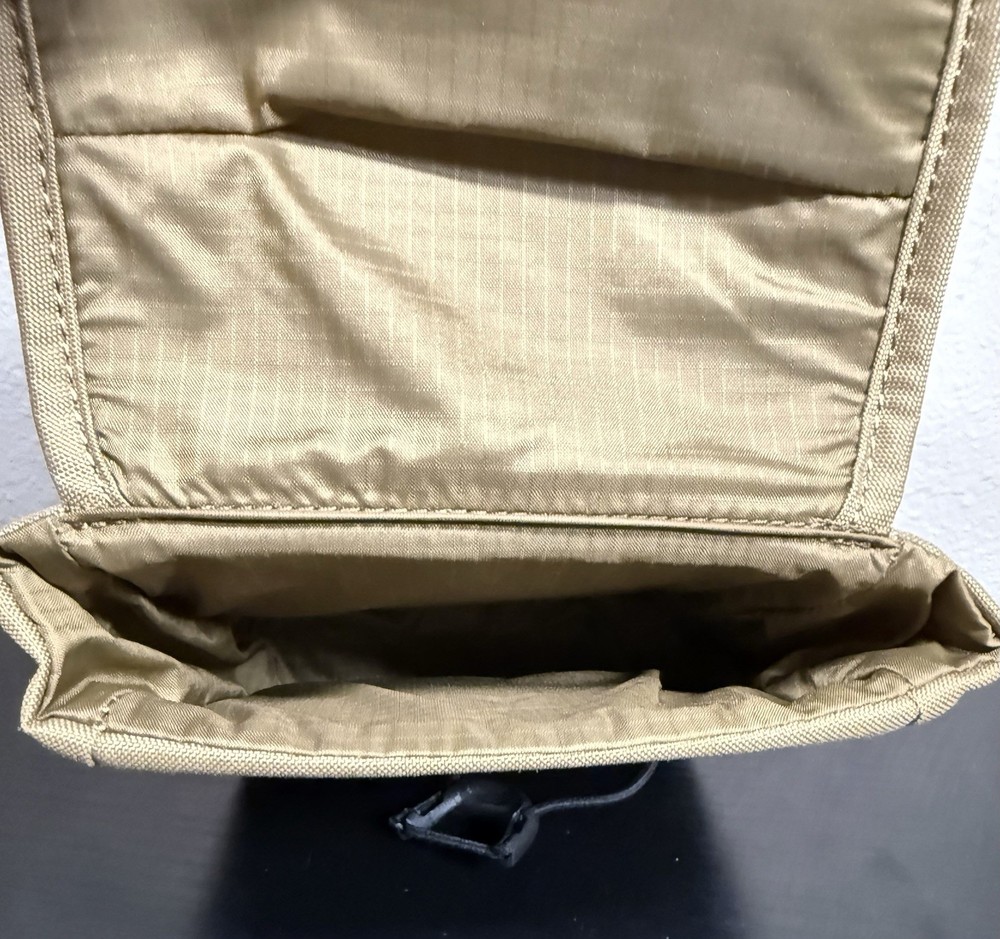 Leupold GO AFIELD Binocular Case Shadow, Tan/Gray, Small (Approx 6"x6"x2")