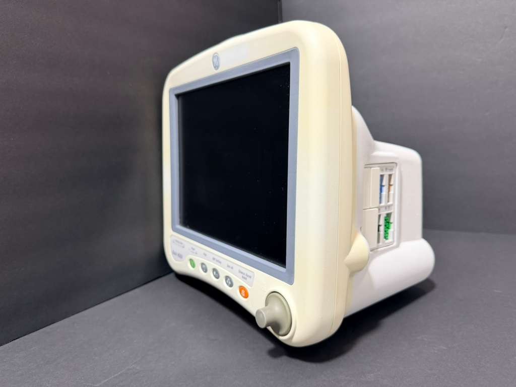 GE Dash 4000 Patient Monitor with power cable, FOR PARTS