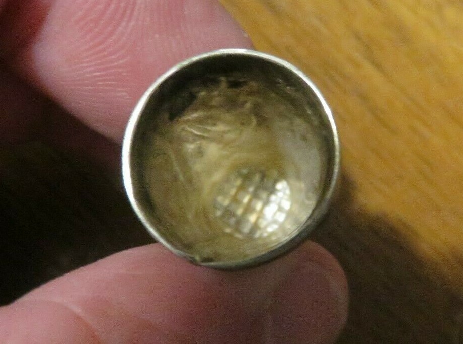 VINTAGE THIMBLE ABALONE TRIM GOOD SHAPE