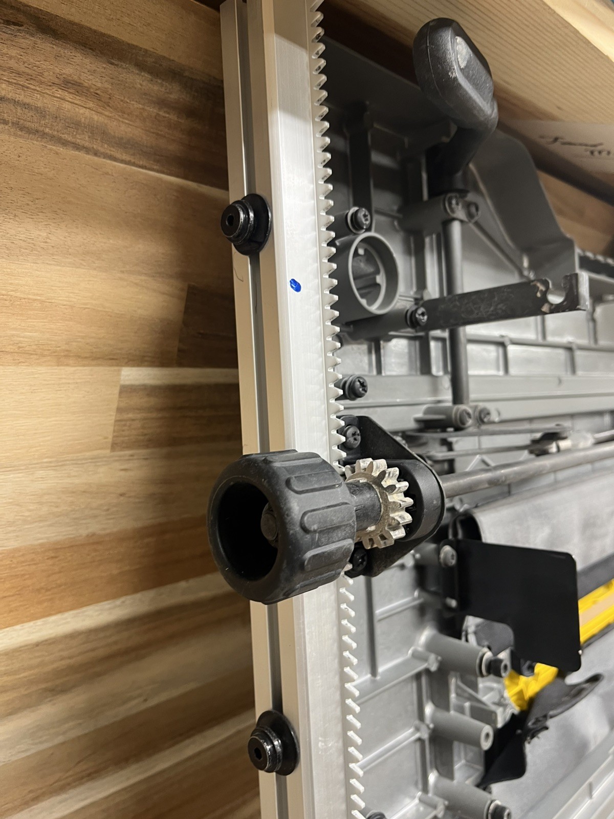 DEWALT DWE7491RS 10 in Jobsite Table Saw PARTS - TABLE TOP ONLY - P518