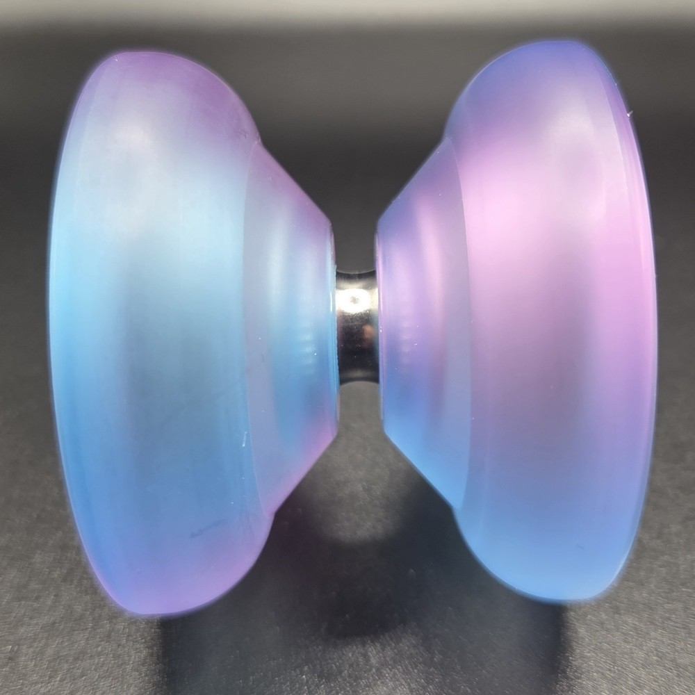 Magic Yo-Yo H01 Cloud Unresponsive Polycarbonate Finger Spin Yo-Yo