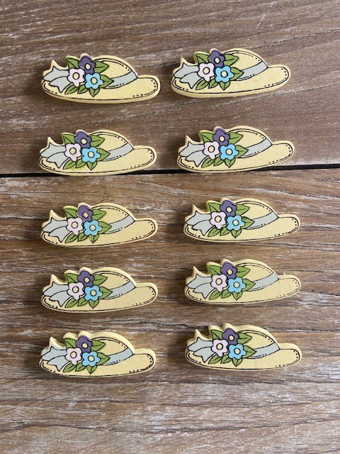 100 Wooden Chips - Easter / Spring Theme - Great for crafting, scrapbooking, etc