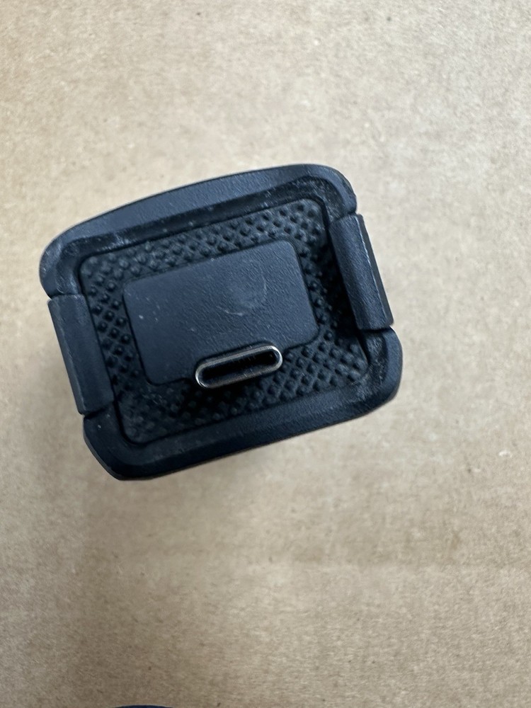 DJI Osmo Pocket 3 - HANDLE WITH 1/4" THREAD