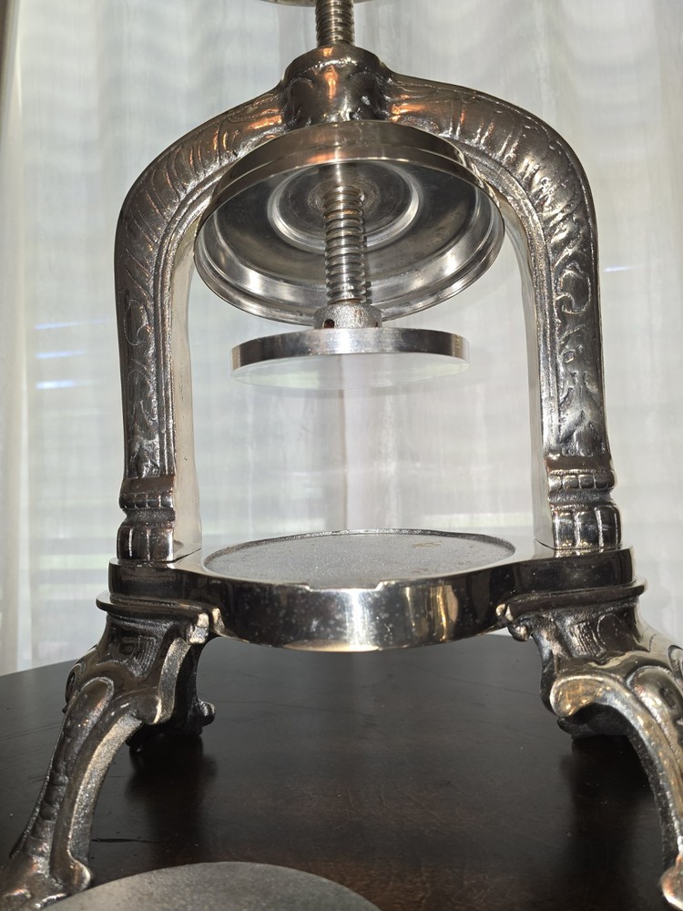 Silver Plated Duck Press Or Canalier