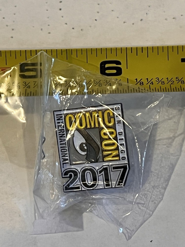 2017 SAN DIEGO COMIC CON PIN SDCC