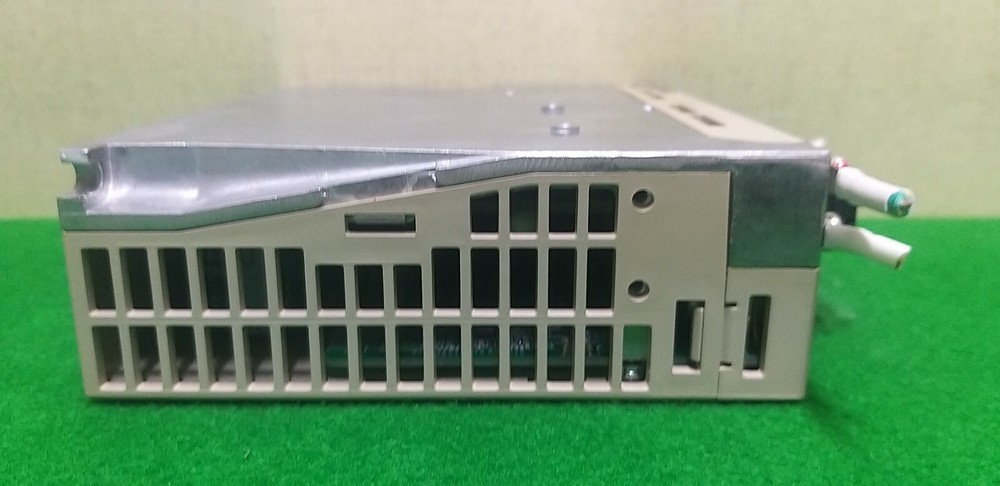 YASKAWA SGDS-01A01A SERVO Driver, USED