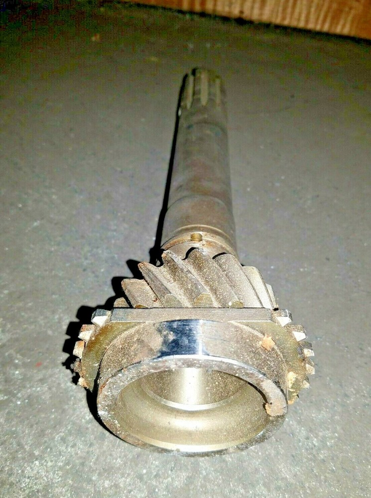 MAIN DRIVE GEAR SHAFT