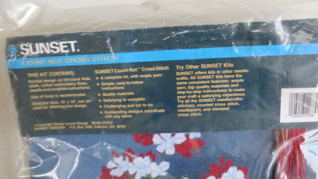 Sunset Count-Not Cross Stitch Kit 2889 Geraniums NIP 1987
